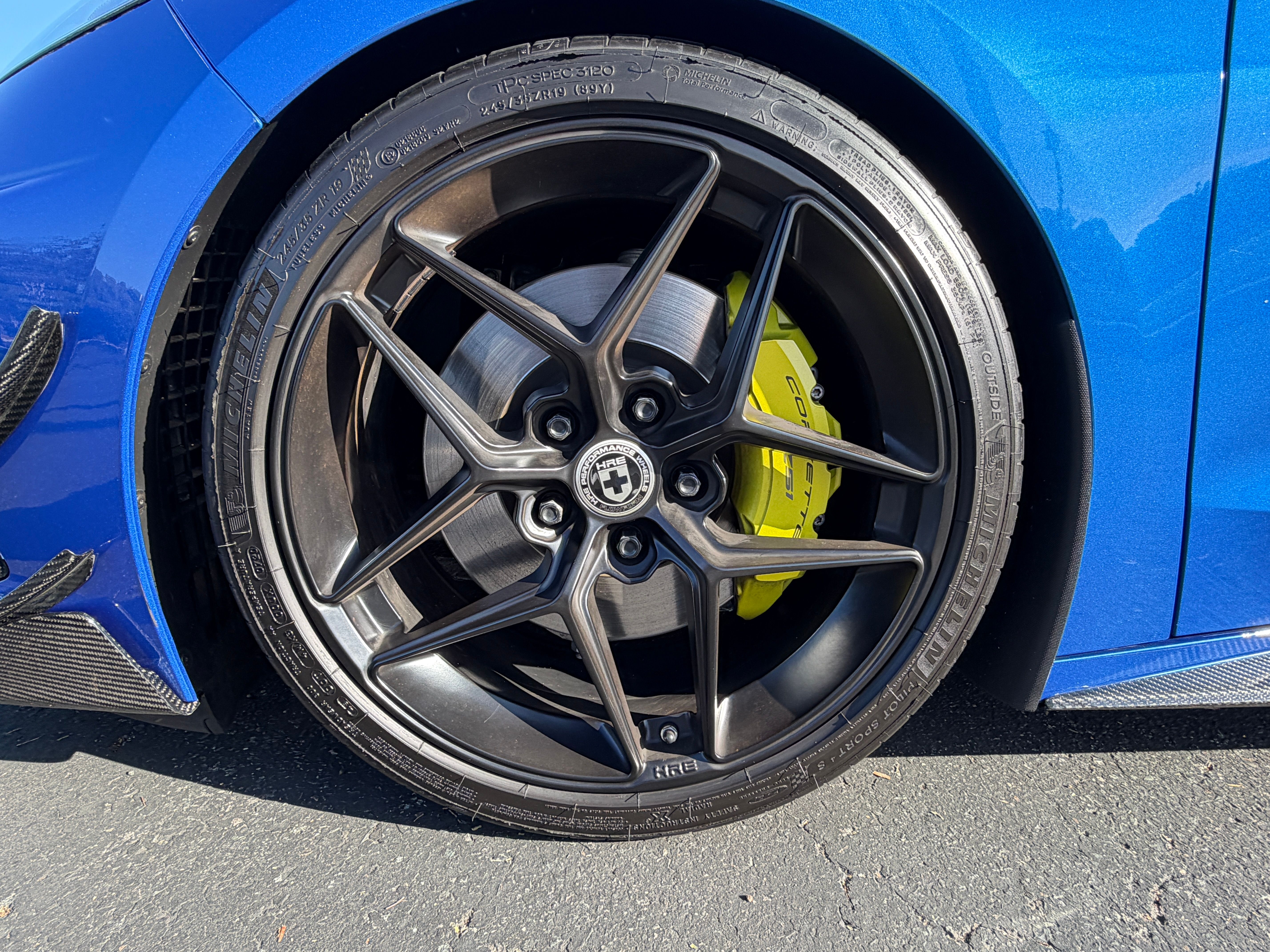 Used 2020 Chevrolet Corvette Stingray Preferred Cpe w/ 2LT Preferred Equipment Group RWD image 2