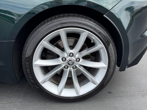Used 2014 Jaguar F-TYPE S RWD image 17