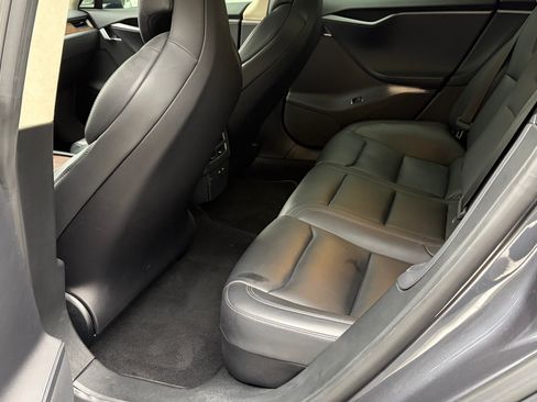 Used 2018 Tesla Model S 75D image 11
