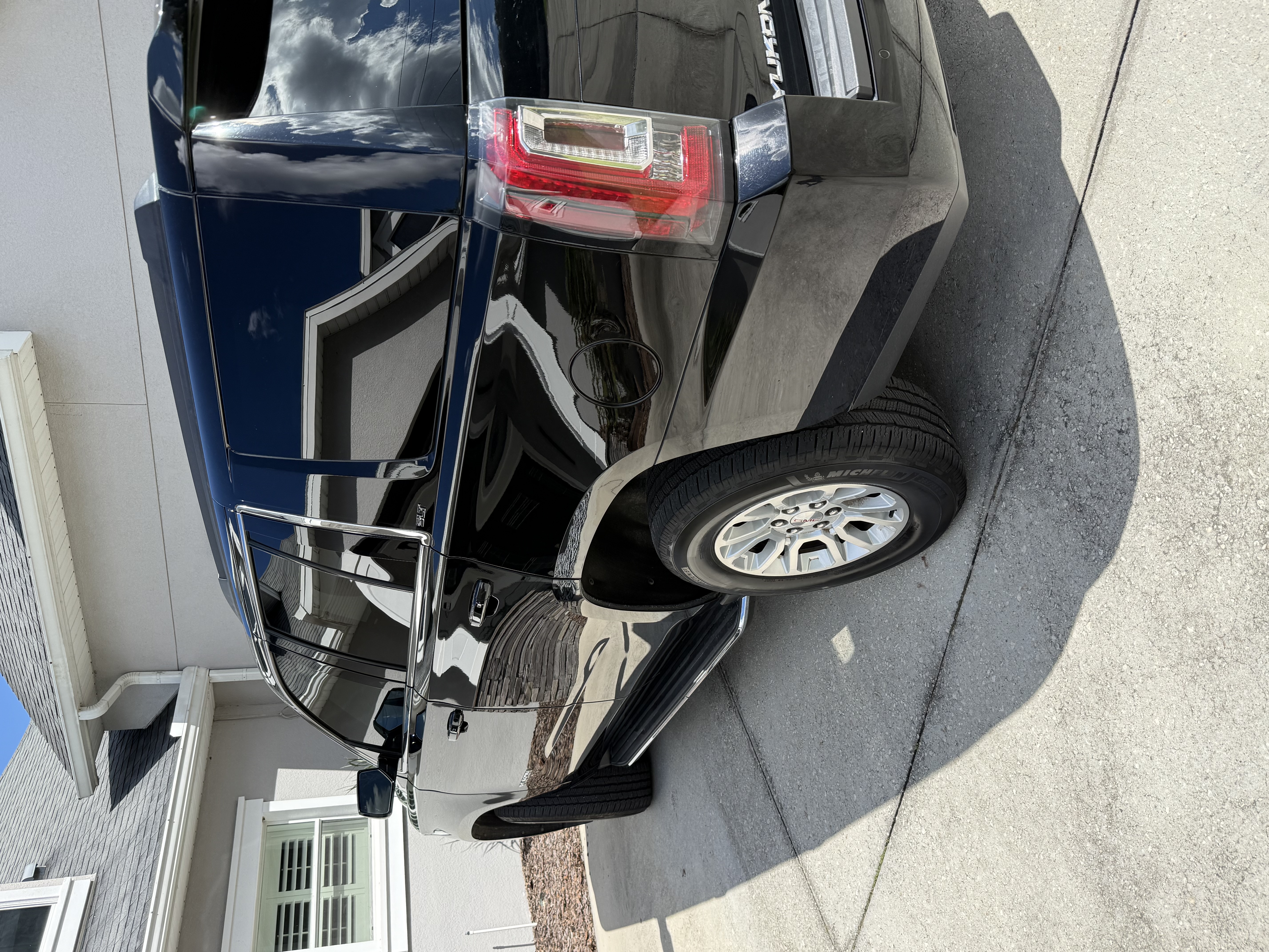 Used 2020 GMC Yukon SLT AWD/4WD image 6