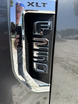 Used 2019 Ford F250 XLT w/ XLT Value Package AWD/4WD image 9