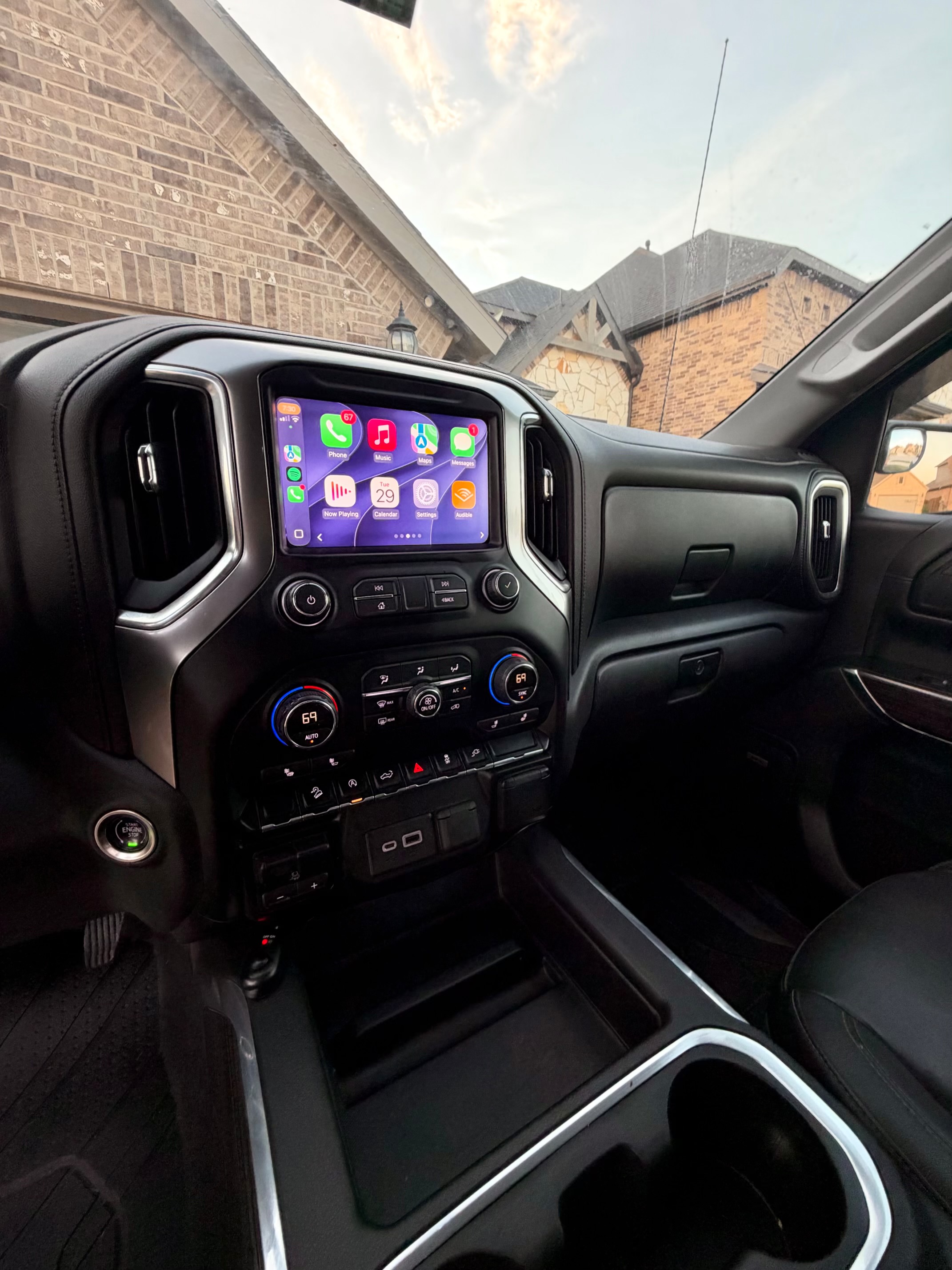 Used 2019 Chevrolet Silverado 1500 LT Trail Boss AWD/4WD image 12