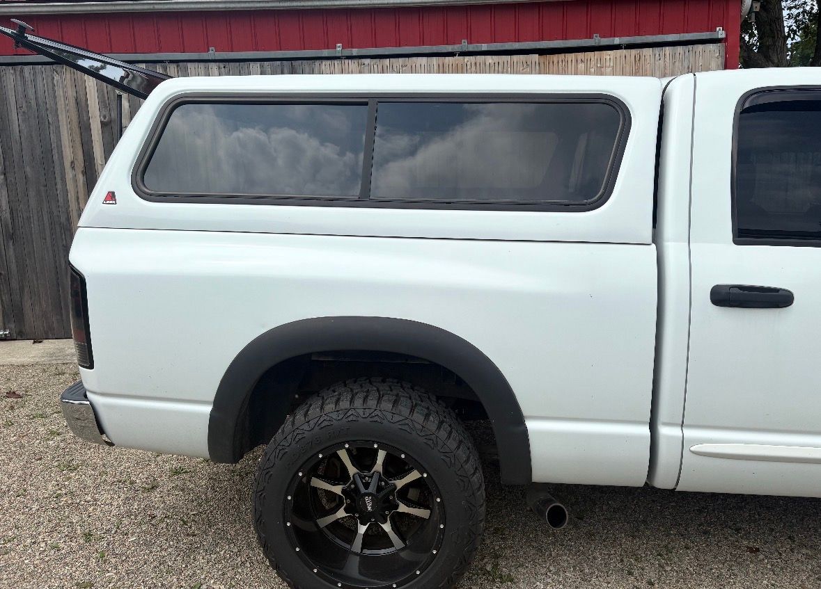 Used 2006 Dodge Ram 1500 Truck SLT AWD/4WD image 2