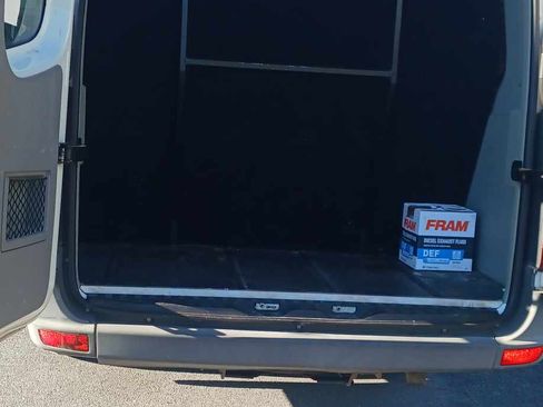 Used 2014 Mercedes-Benz Sprinter 3500 image 15