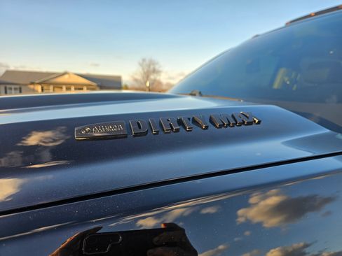 Used 2018 Chevrolet Silverado 2500 LTZ w/ Duramax Plus Package image 27