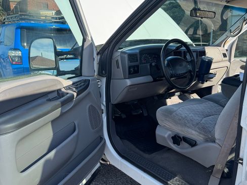 Used 1999 Ford F350 Long Bed image 10