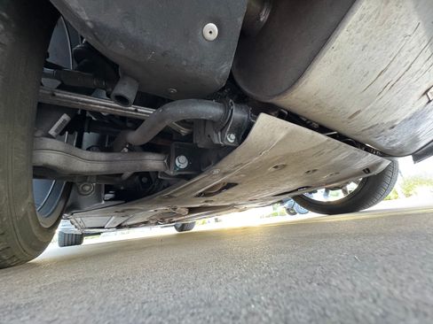 Used 2013 Aston Martin V8 Vantage Roadster image 30