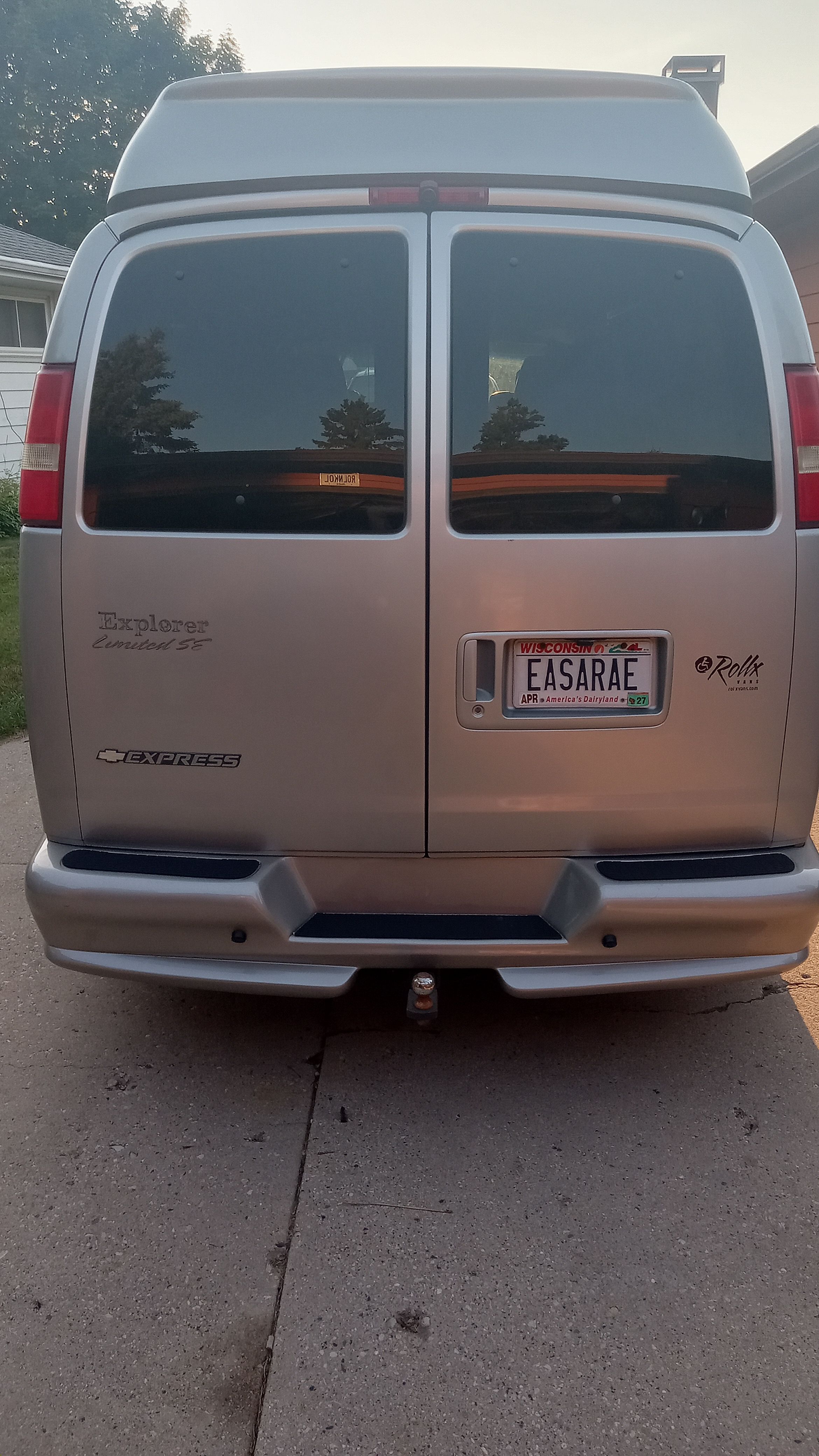 Used 2007 Chevrolet Express 1500 w/ Preferred Equipment Group RWD image 10