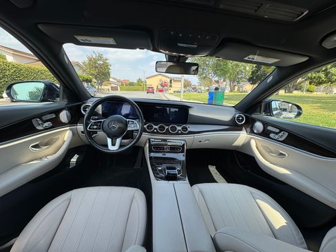 Used 2020 Mercedes-Benz E 350 Sedan image 10