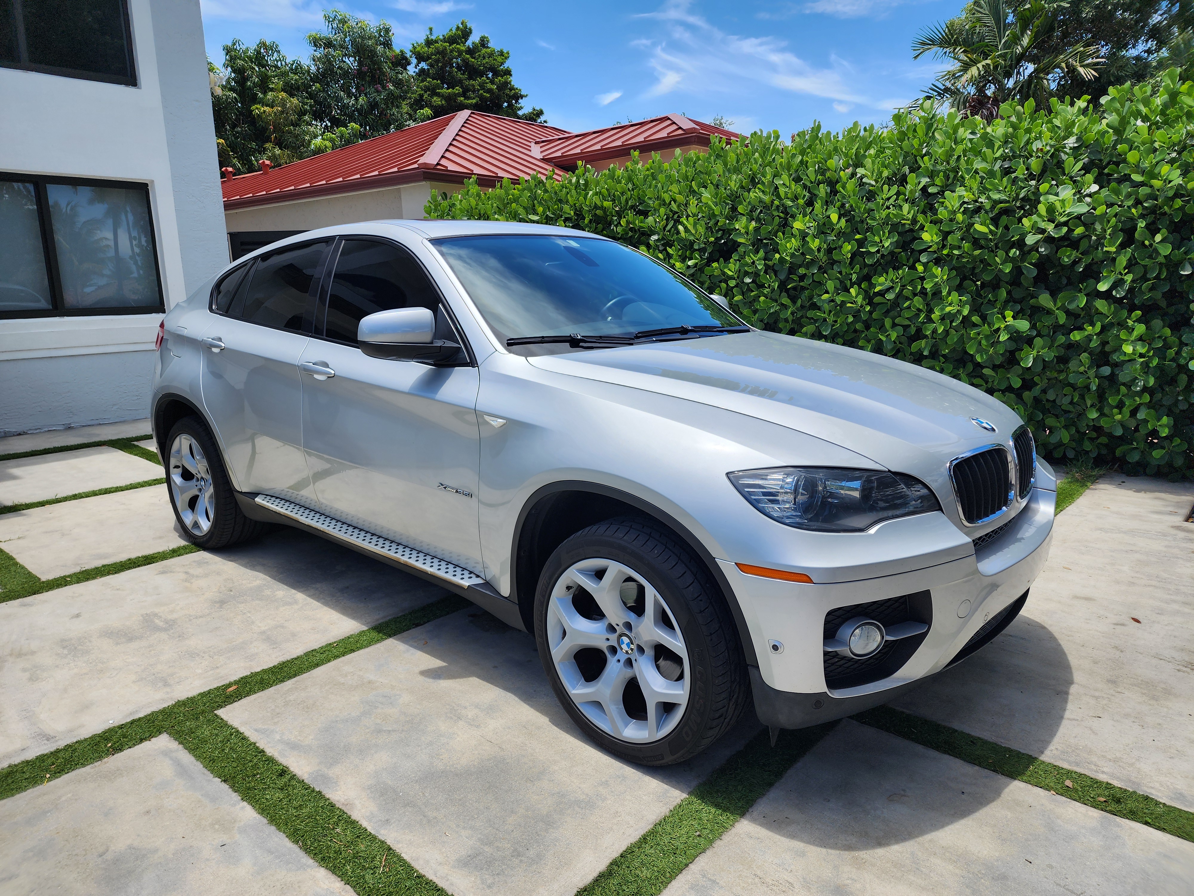 Used 2011 BMW X6 xDrive35i AWD/4WD image 2