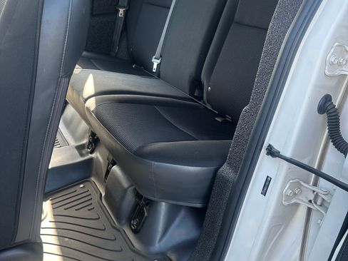 Used 2008 Toyota FJ Cruiser 4WD image 15