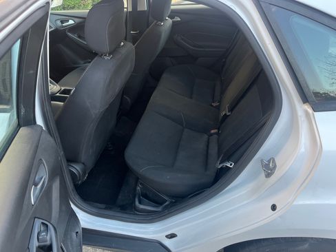 Used 2018 Ford Focus SE image 6