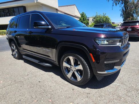 Used 2022 Jeep Grand Cherokee L Limited RWD image 1