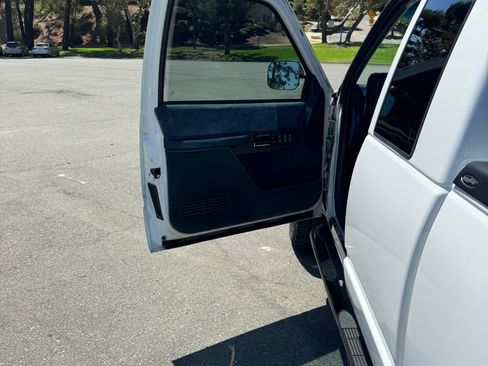 Used 1992 Chevrolet Silverado 3500 4x4 Extended Cab image 15