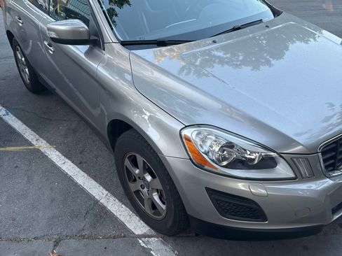 Used 2011 Volvo XC60 3.2 AWD/4WD image 23