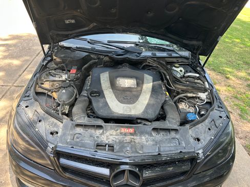 Used 2011 Mercedes-Benz C 300 4MATIC Sedan image 16