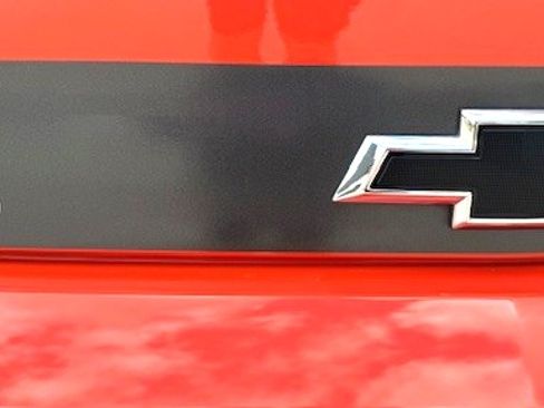 Used 2018 Chevrolet Camaro SS w/ Hot Wheels Edition image 13