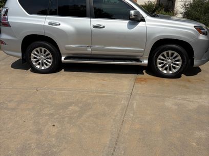 Used 2017 Lexus GX 460 Premium w/ Premium Package