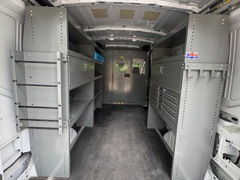 Used 2022 Ford Transit 150 Medium Roof w/ Exterior Upgrade Package RWD image 5