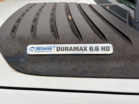 Used 2011 Chevrolet Silverado 3500 W/T image 18