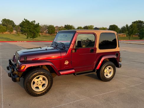 Used 2002 Jeep Wrangler Sahara image 10