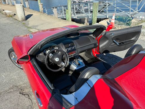 Used 2008 Saturn Sky Red Line RWD image 11