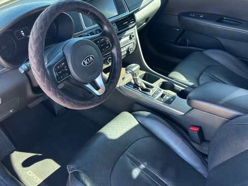 Used 2017 Kia Optima EX image 6