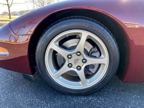 Used 2003 Chevrolet Corvette Convertible w/ Preferred Equipment Group1 image 6