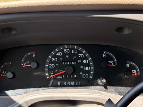 Used 2003 Ford E-150 and Econoline 150 RWD image 9