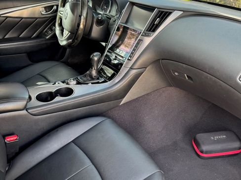 Used 2015 INFINITI Q50 Premium image 6