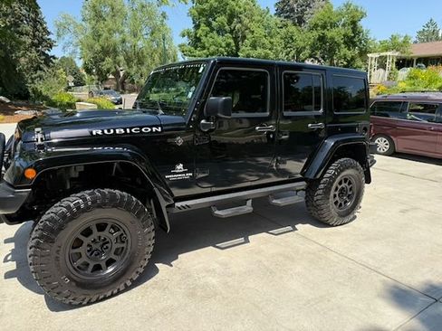 Used 2017 Jeep Wrangler Unlimited Rubicon w/ Dual Top Group image 1