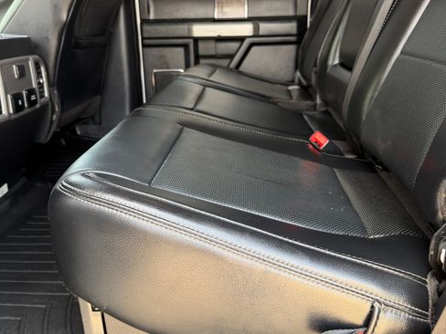 Used 2019 Ford F250 Lariat w/ Lariat Value Package AWD/4WD image 22