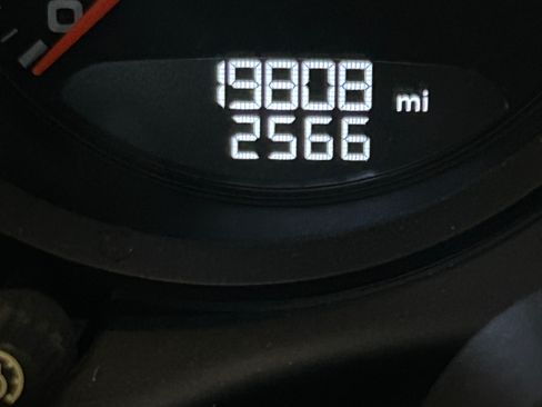 Used 2018 Porsche 718 Cayman image 11