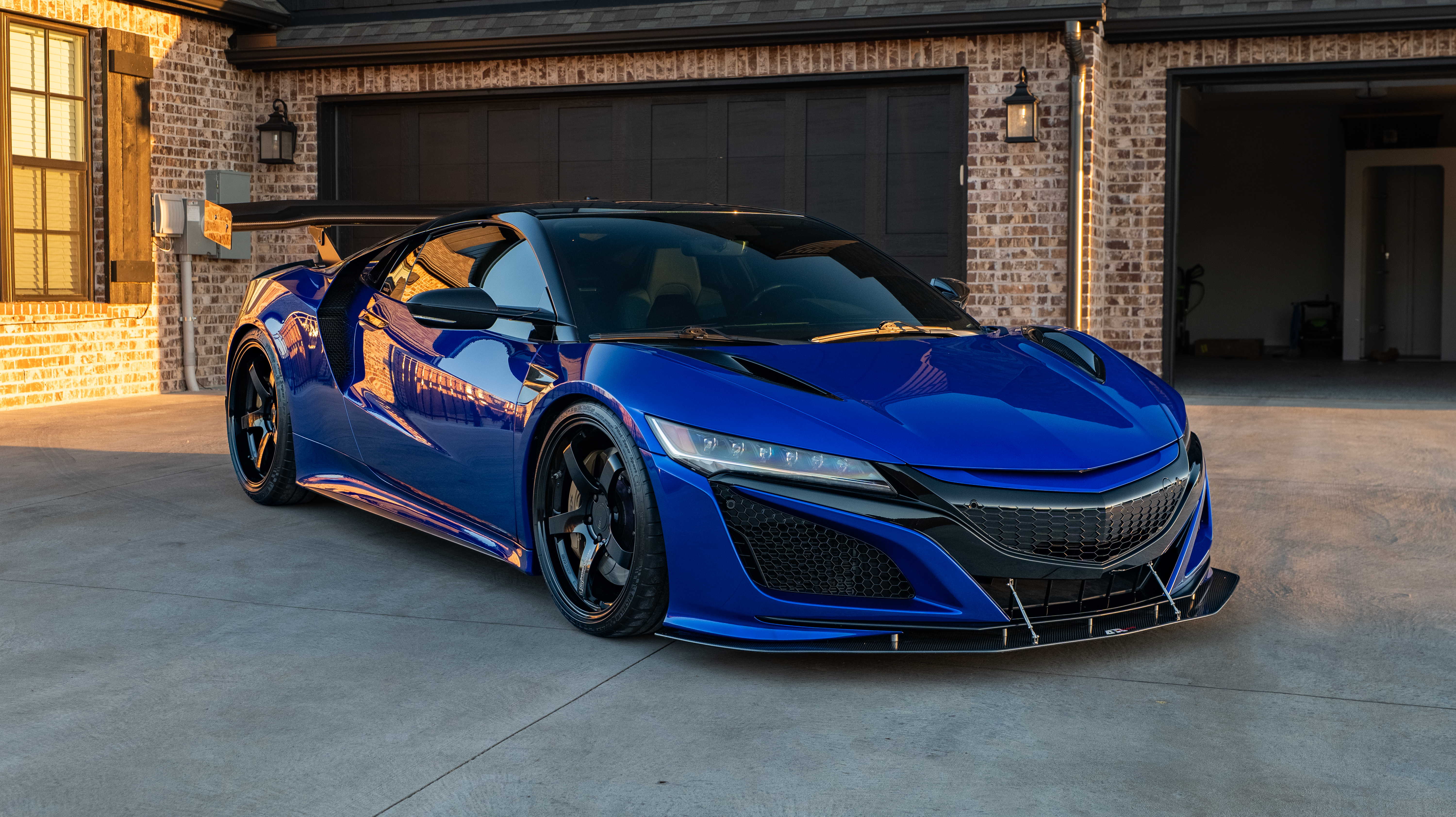 Used 2019 Acura NSX AWD/4WD image 14