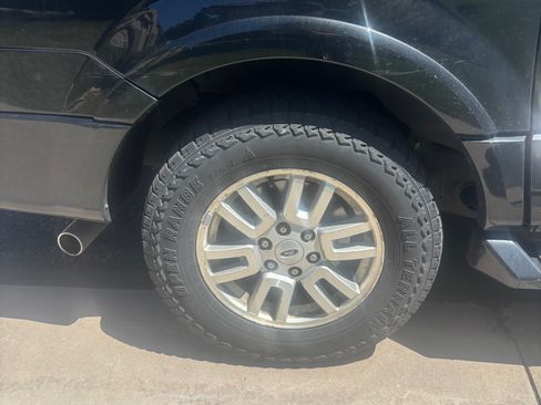 Used 2014 Ford Expedition EL Limited AWD/4WD image 2