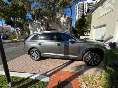 Used 2018 Audi Q7 3.0T Prestige w/ Prestige Package