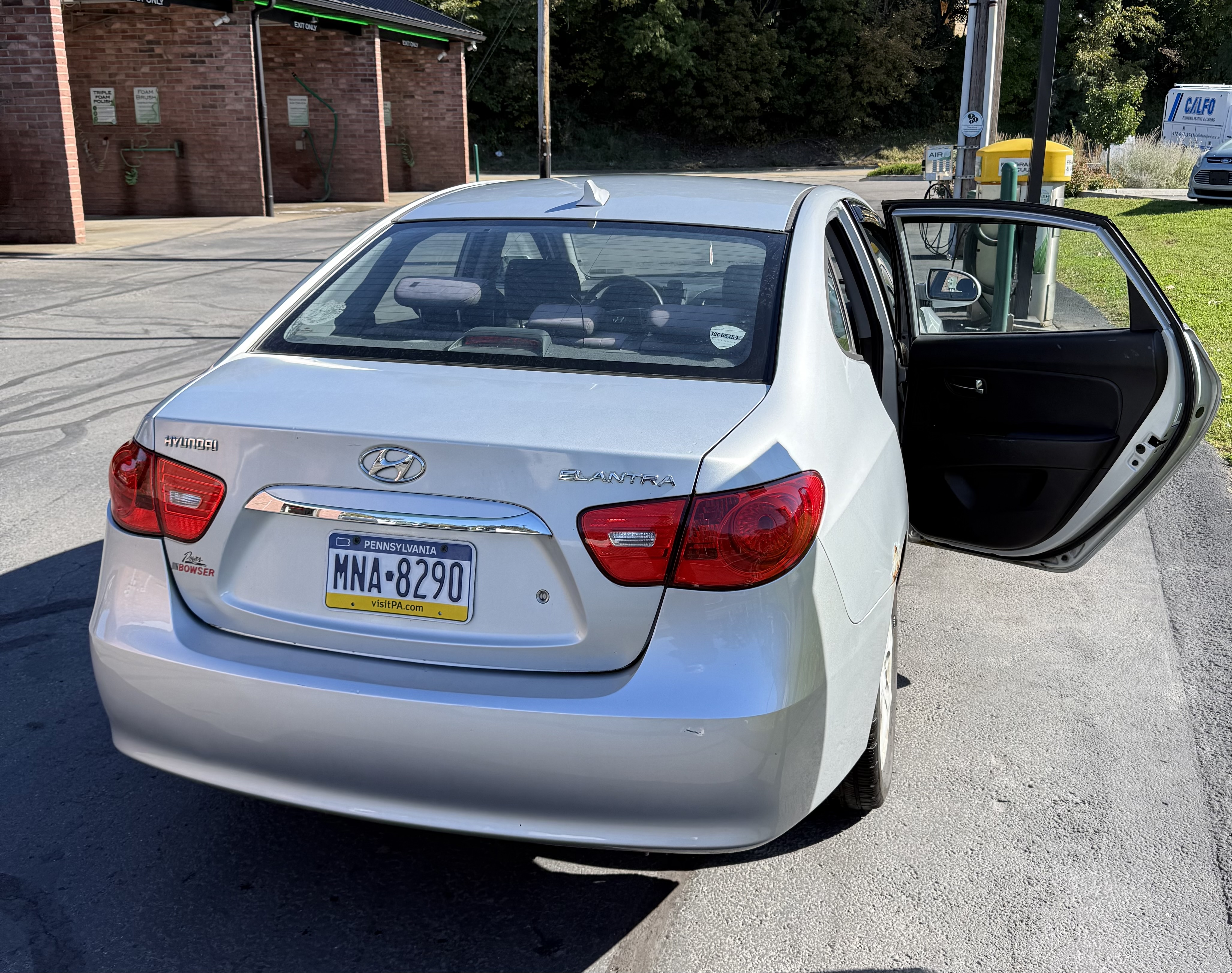 Used 2010 Hyundai Elantra SE FWD image 9