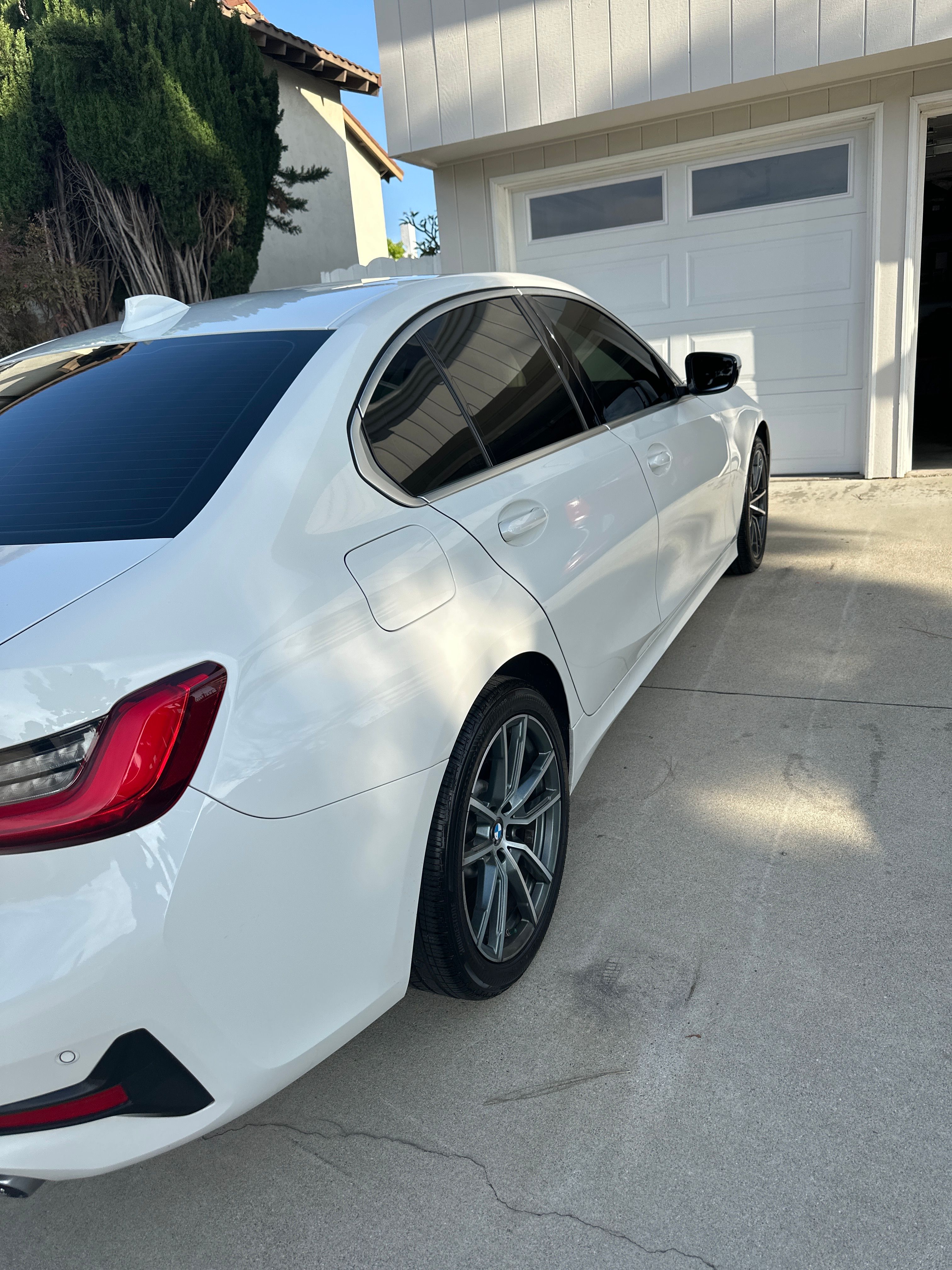 Used 2019 BMW 330i Sedan w/ Premium Package RWD image 5