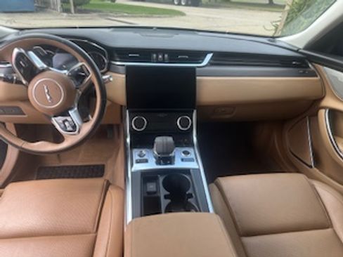 Used 2021 Jaguar XF S image 2