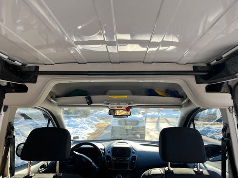 Used 2023 Ford Transit Connect XL image 15