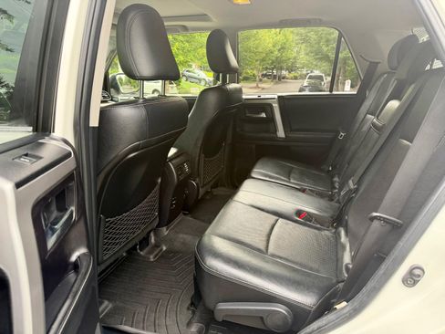 Used 2014 Toyota 4Runner Limited AWD/4WD image 12