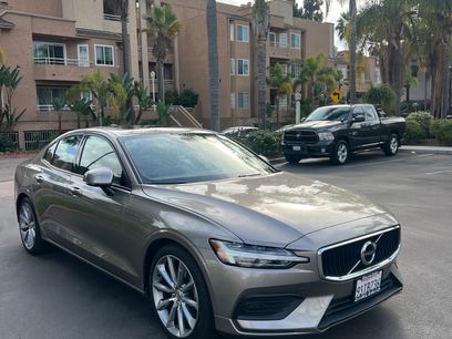Used 2019 Volvo S60 T5 Momentum w/ Premium Package