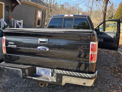 Used 2013 Ford F150 XLT w/ Luxury Equipment Group image 11