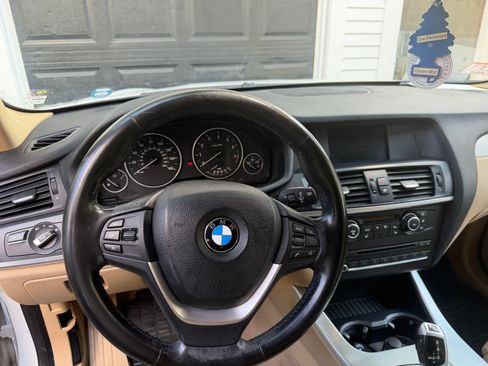 Used 2011 BMW X3 xDrive28i AWD/4WD image 17