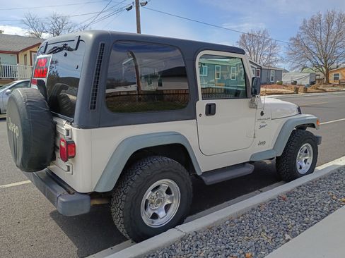 Used 1998 Jeep Wrangler Sport image 19