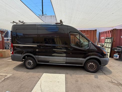 Used 2015 Ford Transit 250 130 Medium Roof RWD image 1