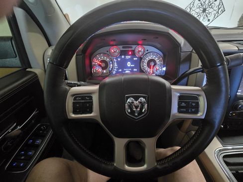 Used 2018 RAM 3500 Laramie Longhorn w/ Snow Chief Group AWD/4WD image 8