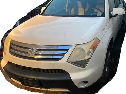 Used 2008 Suzuki XL7 Limited AWD/4WD image 6