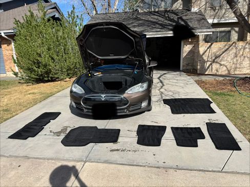 Used 2013 Tesla Model S image 6