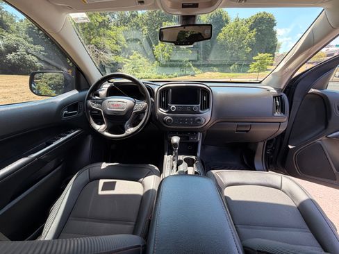 Used 2022 GMC Canyon AT4 w/ Trailering Package AWD/4WD image 11
